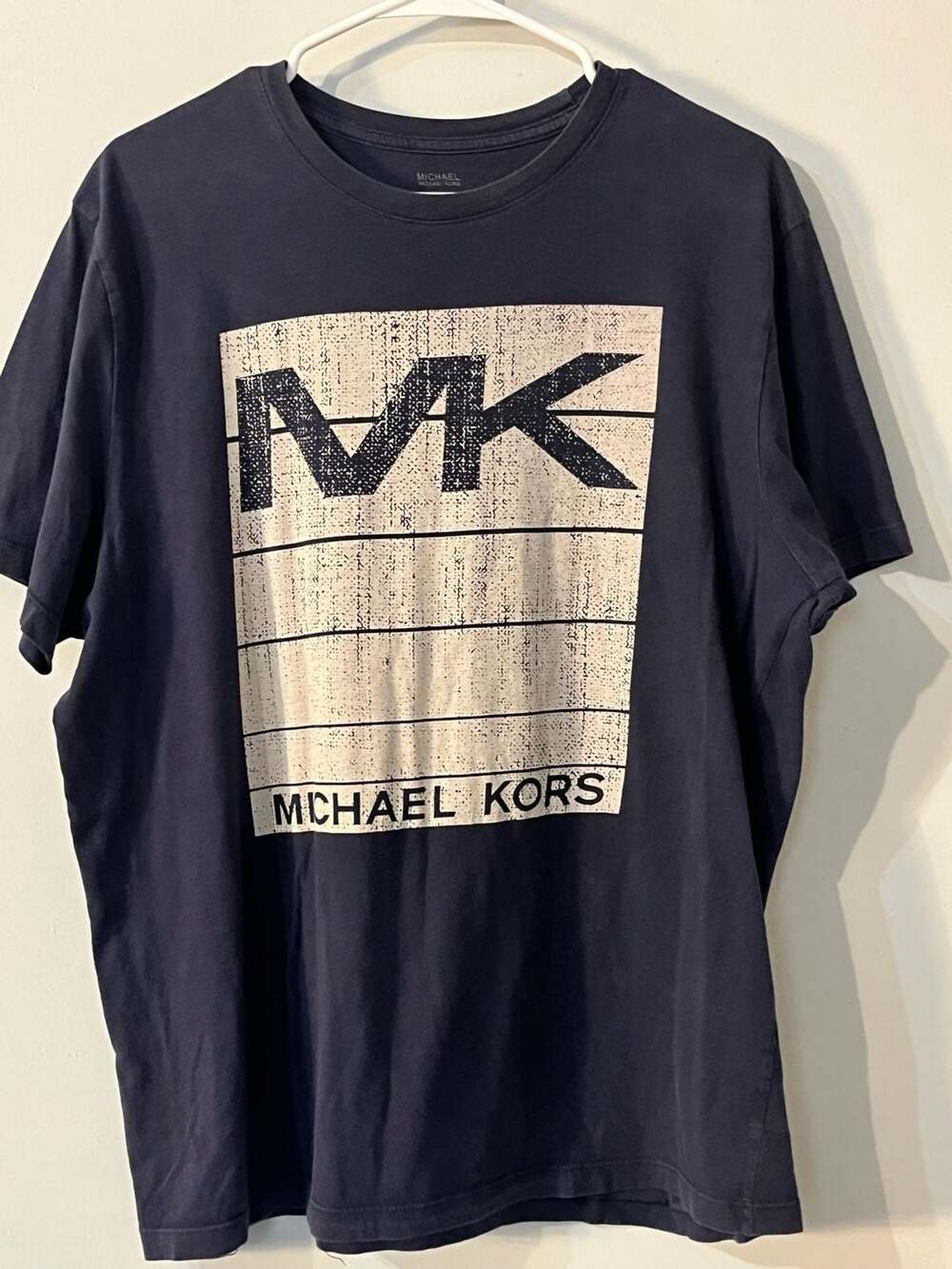 Michael Kors Men's Navy Blue Logo Graphic Print 003-098